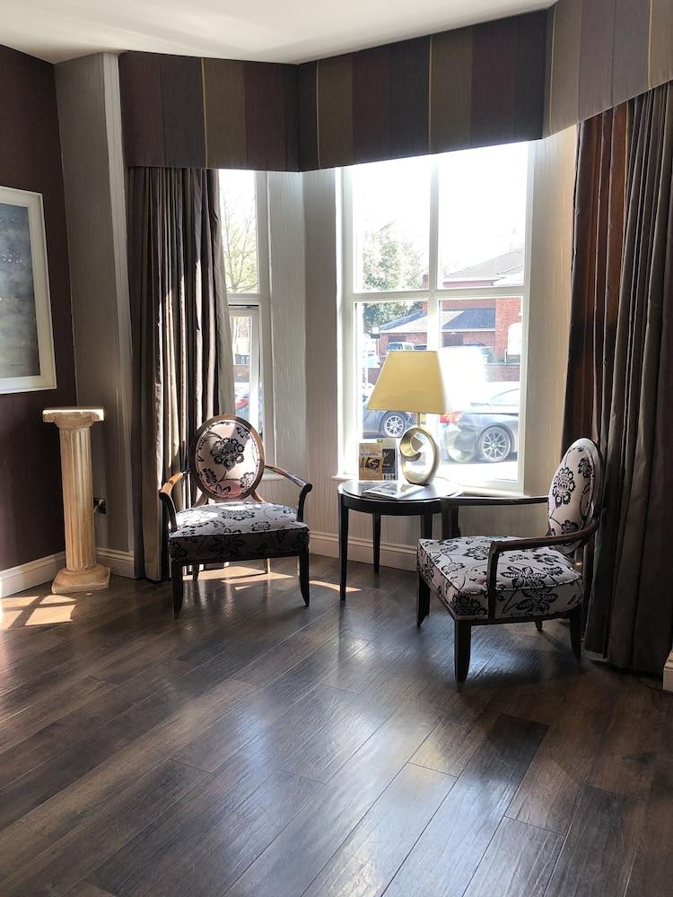 Eaton Hotel Бирмингам Екстериор снимка