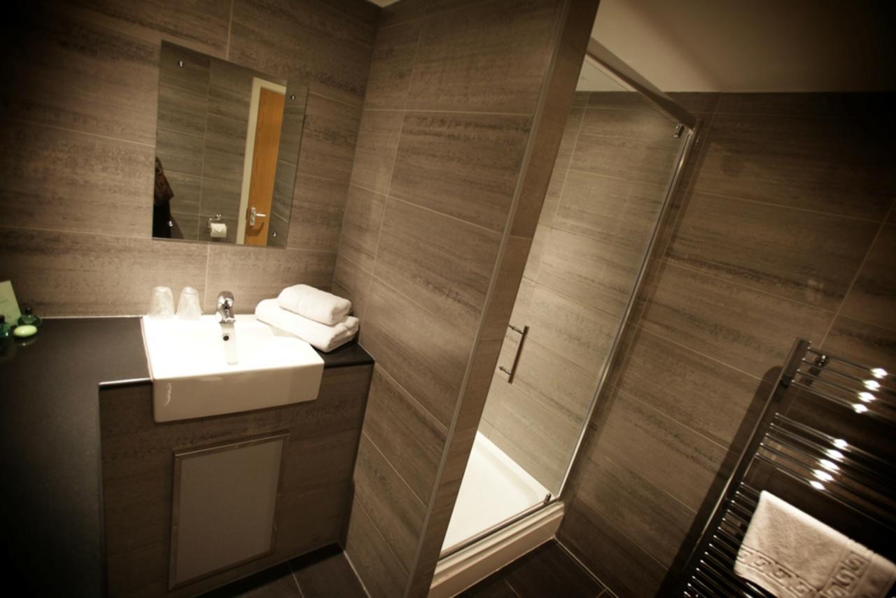Eaton Hotel Бирмингам Екстериор снимка