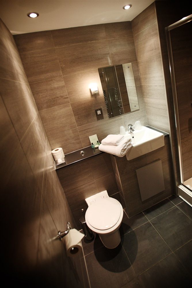 Eaton Hotel Бирмингам Екстериор снимка